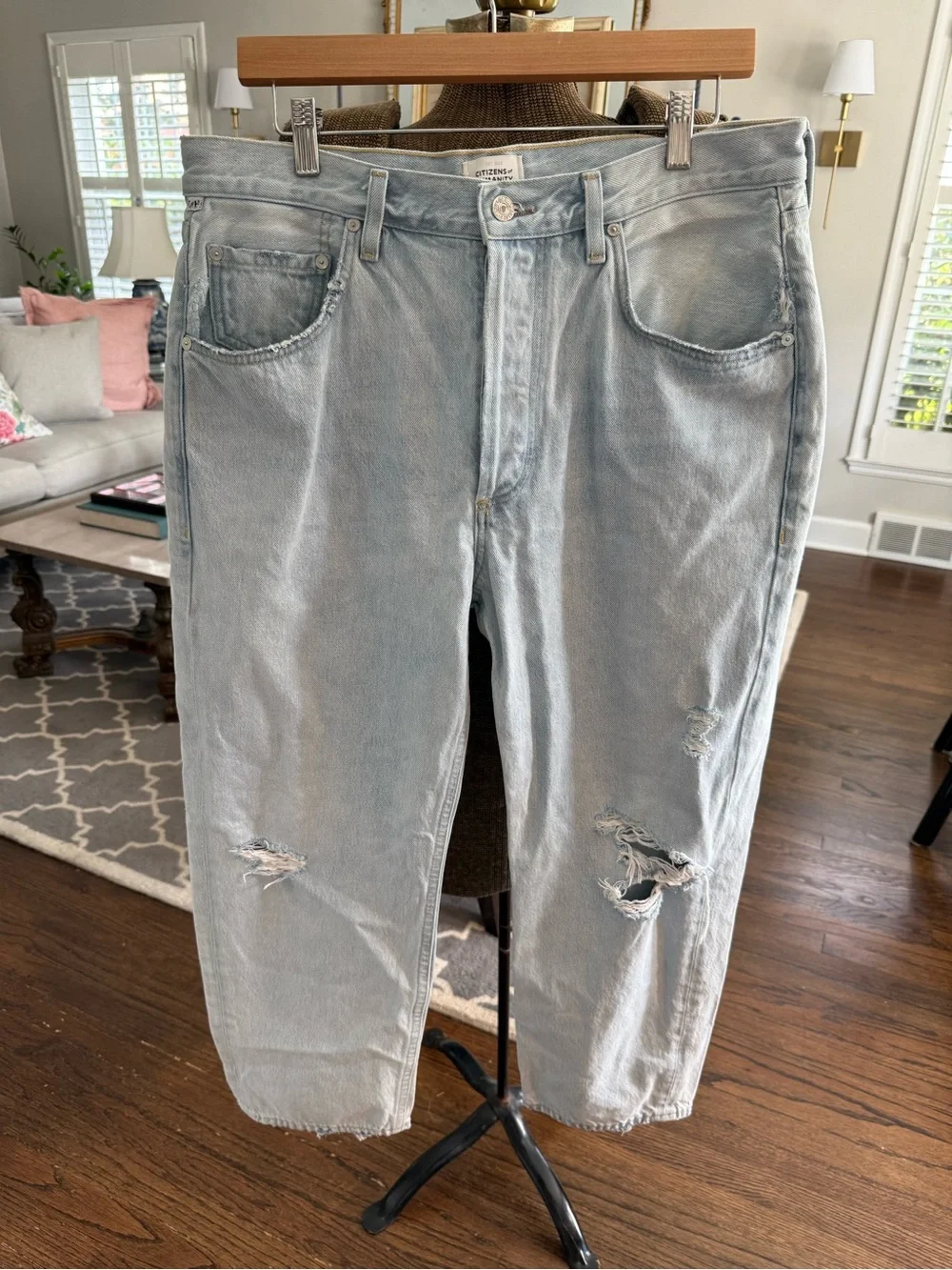 Citizens of humanity Dahlia blue jeans with logo patch Size 30 light wash